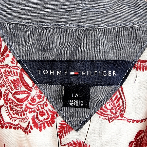 Tommy Hilfiger Red & White Floral Button Front Shirt NWT - Picture 3 of 11